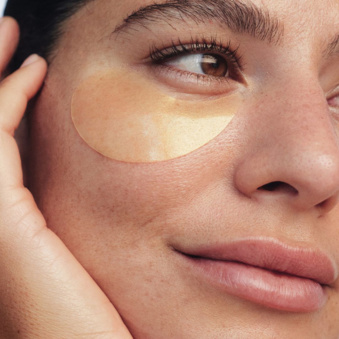 Meet Our Ultra B² Hydrating Eye Mask